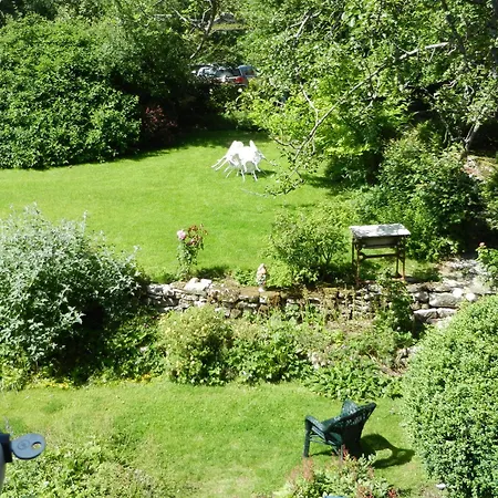 Secret Garden At Oak